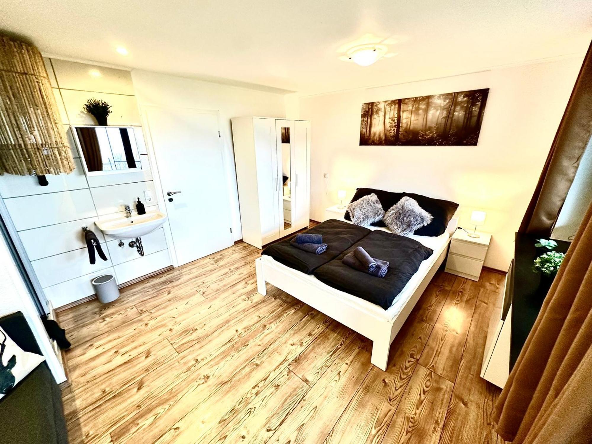 Gemuetliches Alpenblick Berg-Bungalow + Grosser Garten + Netflix! Schofweg Luaran gambar