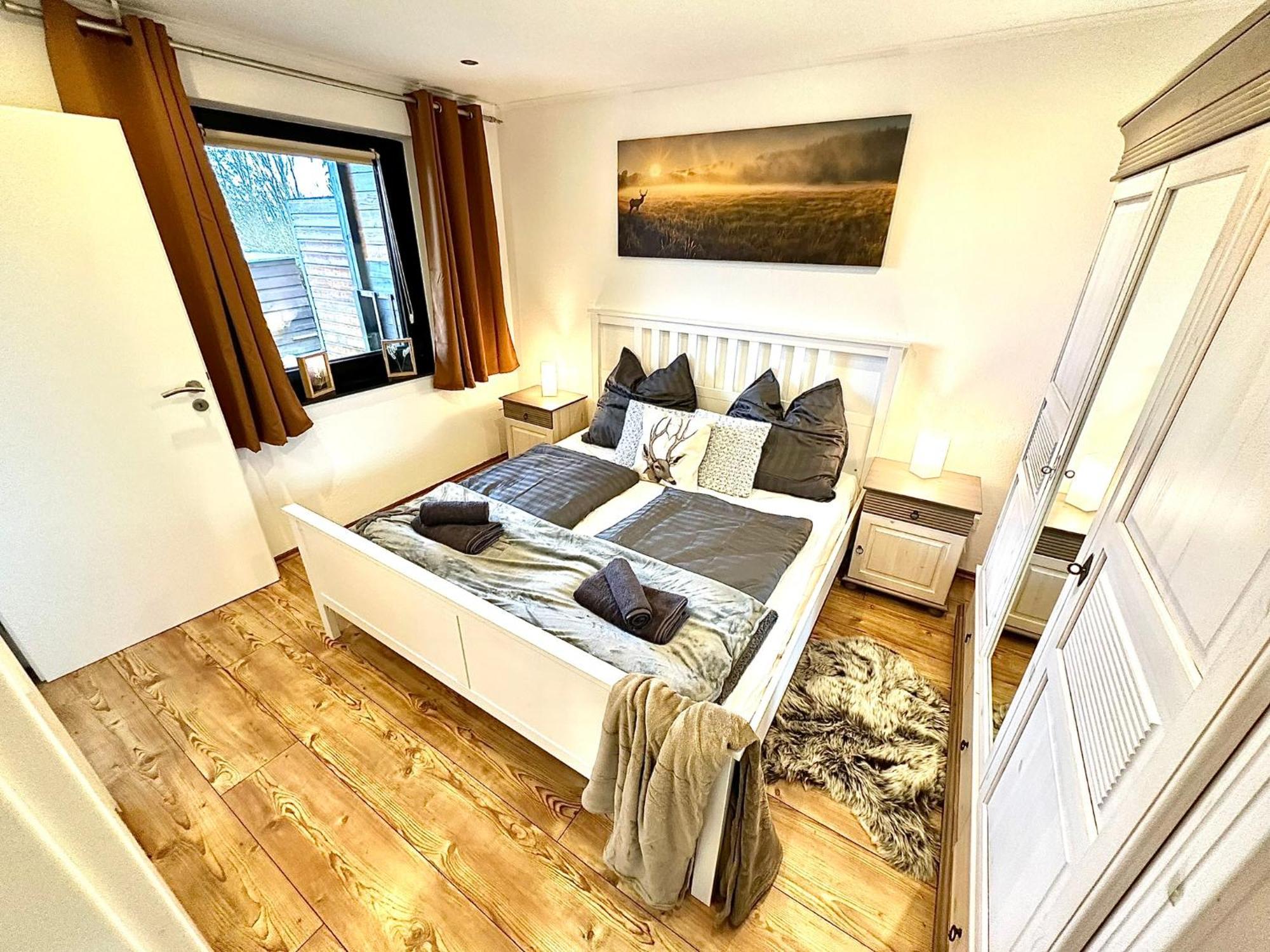 Gemuetliches Alpenblick Berg-Bungalow + Grosser Garten + Netflix! Schofweg Luaran gambar