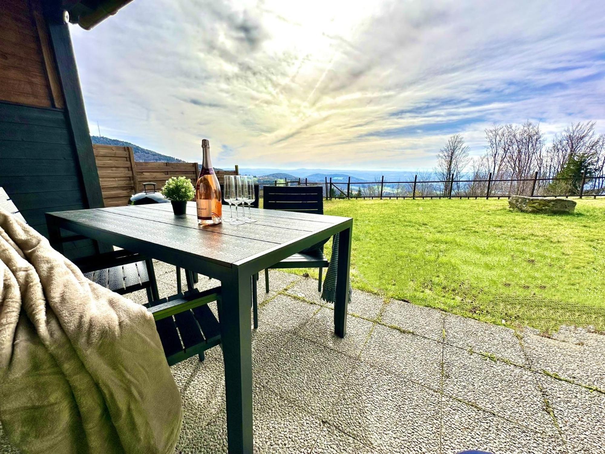 Gemuetliches Alpenblick Berg-Bungalow + Grosser Garten + Netflix! Schofweg Luaran gambar