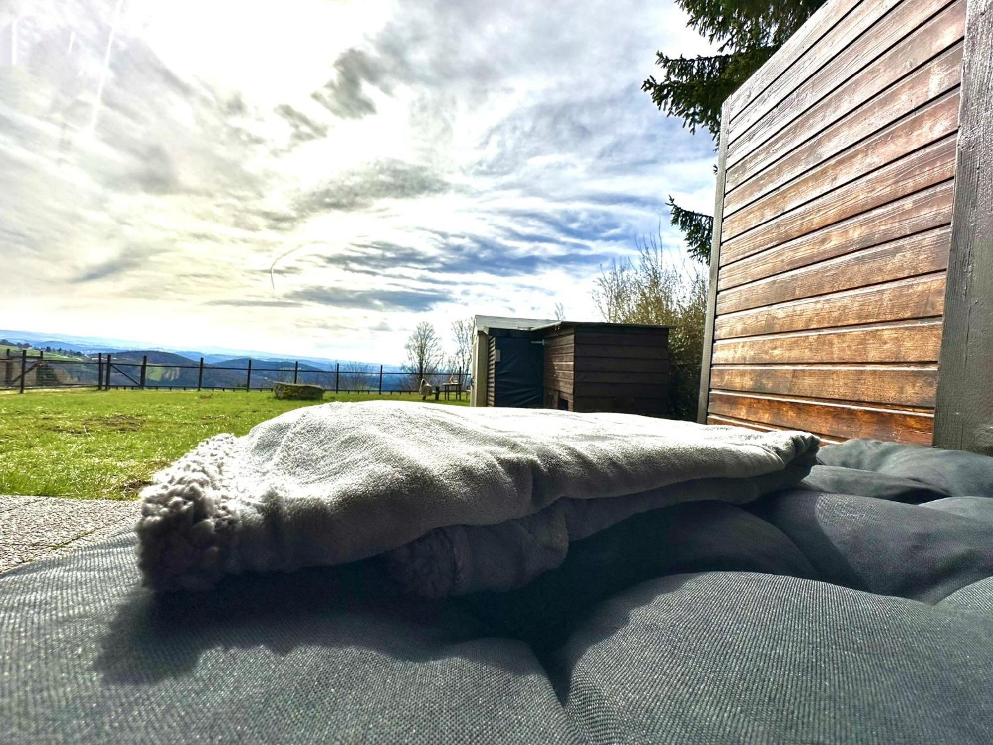 Gemuetliches Alpenblick Berg-Bungalow + Grosser Garten + Netflix! Schofweg Luaran gambar
