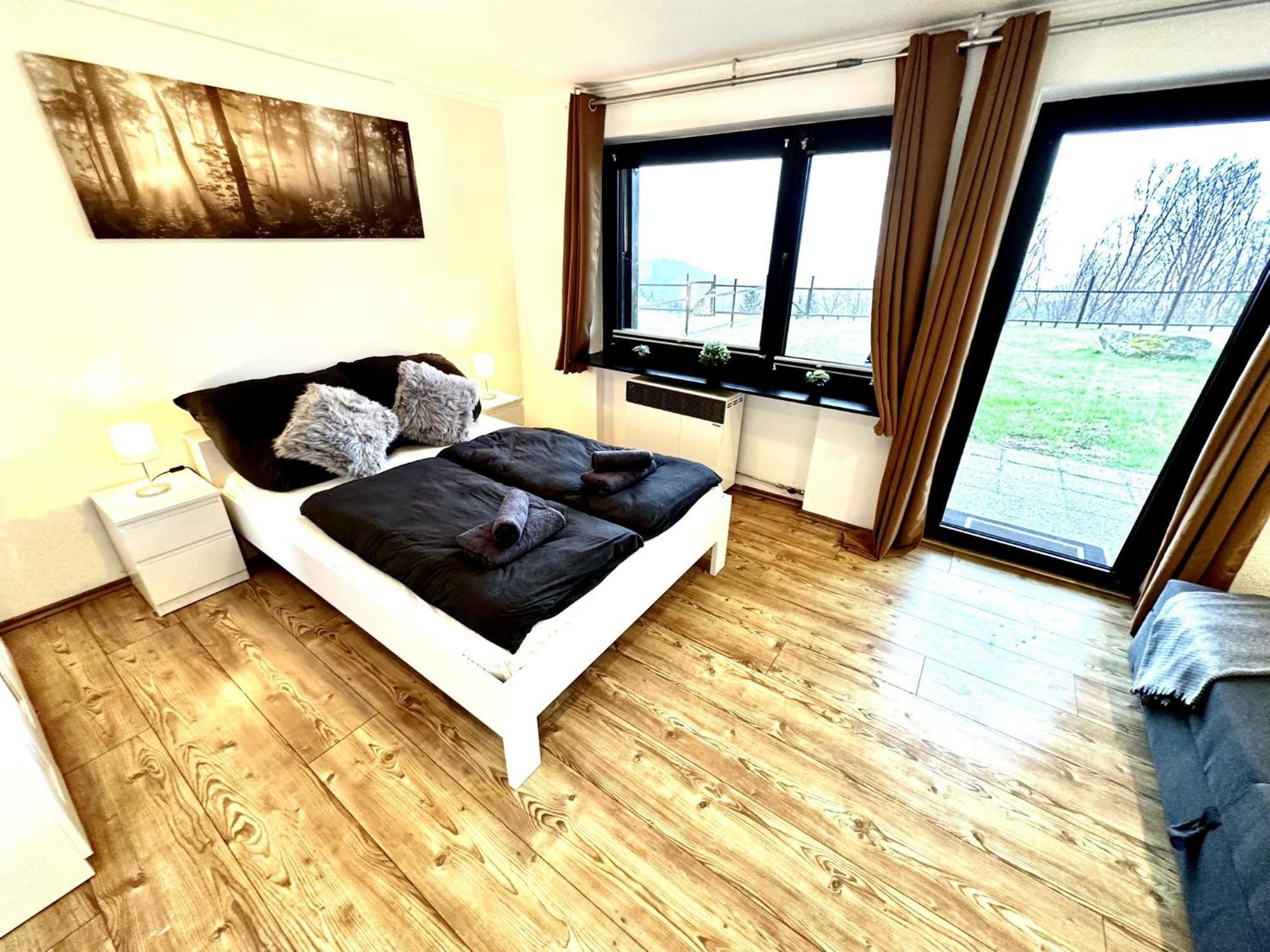Gemuetliches Alpenblick Berg-Bungalow + Grosser Garten + Netflix! Schofweg Luaran gambar